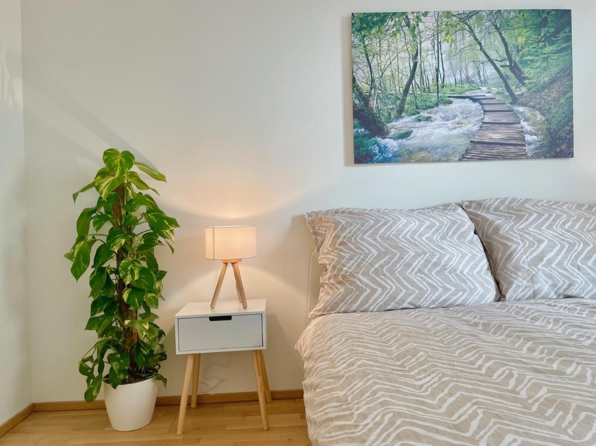 Central 55M2 Flat With Balcony & Parking Bécs Kültér fotó