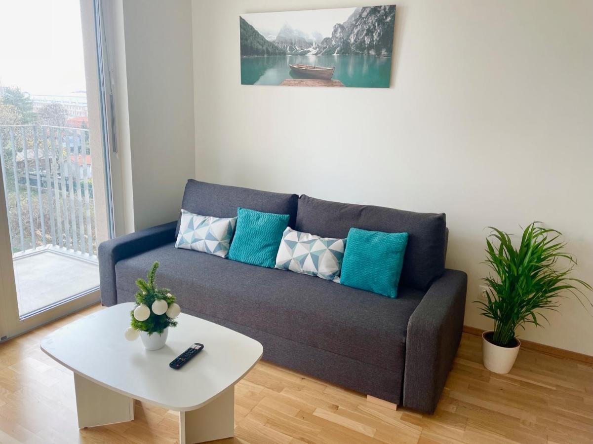 Central 55M2 Flat With Balcony & Parking Bécs Kültér fotó